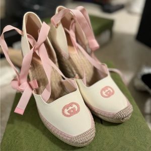 Gucci Judit Grosgrain-trimmed Embroidered Canvas Pink Espadrilles 40